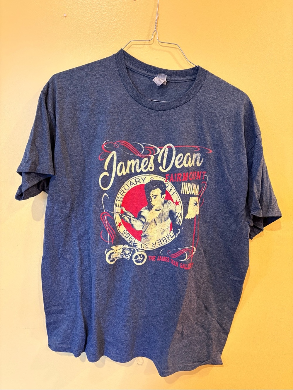 Gildan Navy Blue James Dean Graphic Tee with Red and Cream Accents
